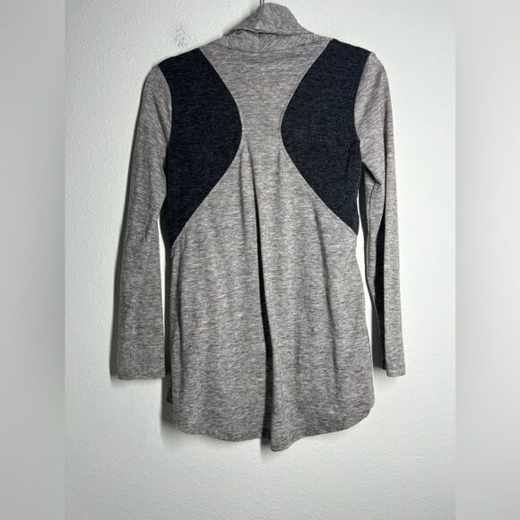 Sweat Rain Womens Gray Drape Open Cardigan Sweater Zip Pockets Size Small - Picture 3 of 7